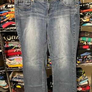 Maunoes Women's Blue Jeans